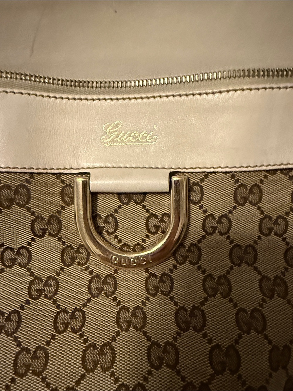 Gucci Beige GG Canvas Shoulder Bag with Light Pink Trim - Picture 5 of 9